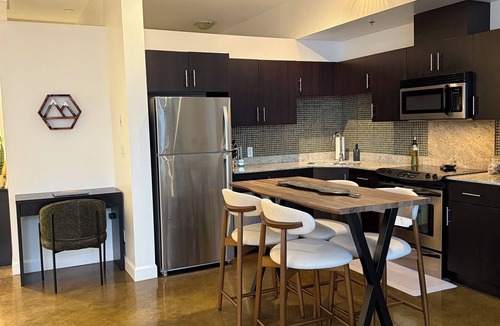 Beltline Apartment | Country Meets City! Modern 1BR Downtown Condo