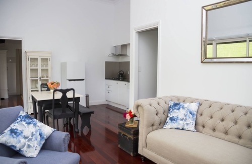 Flying Fox Apartment | Country Mile Escape