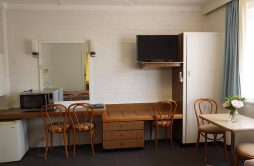 Singleton Hotel | Country Motor Inn Singleton