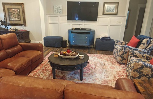 Wellborn House | Country peace and quiet just minutes from campus and Kyle Field,