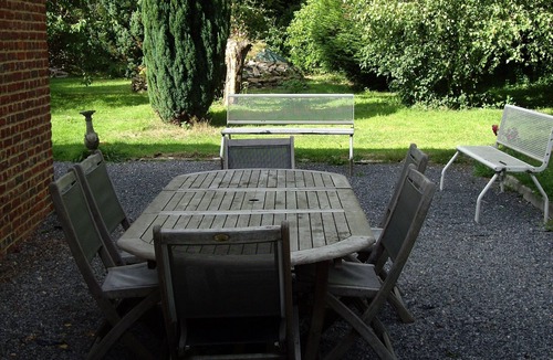 Mondrepuis House | Country property not overlooked