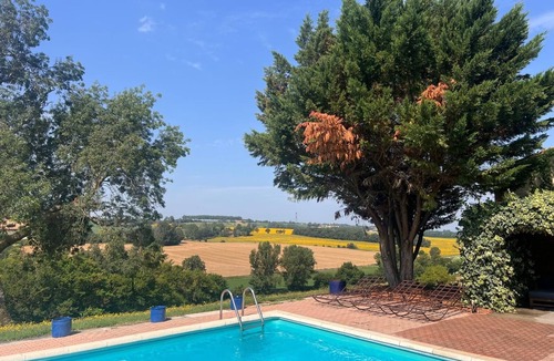 Lanta House | Country property with park and swimming pool