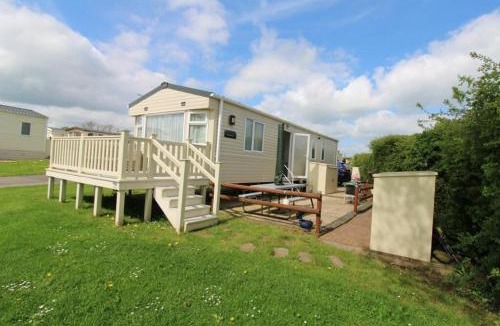 Fenny Bentley Other | Country Retreat