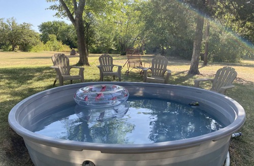 Rockwall House | Country Retreat near Dallas: fishing, firepit, fireplace, fall dates available