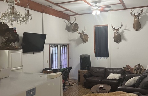 Kerr Apartment | Country Retreat