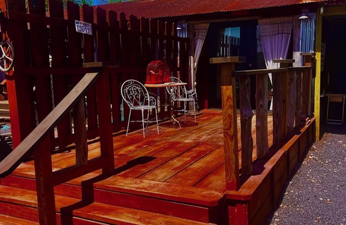 Seguin House | Country Retreat with Separate spaces for everyone!