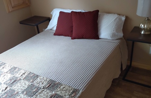 Coleman Cottage | Country Seclusion . Peaceful, quite with backyard firepit,