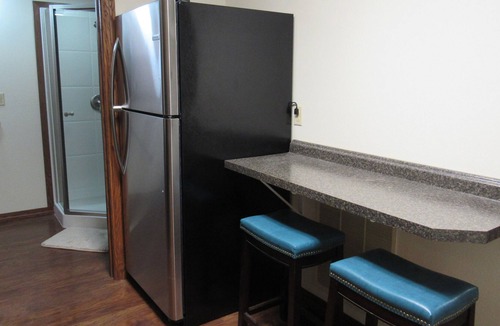 Smithshire Apartment | Country Setting Close to Town 2 Bedroom Apartment
