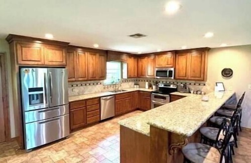 Atoka House | Country Solitude! Sleeps 10 on 7 Acres!