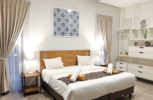 Grogol Utara Villa | Country Studio (CoHaus)
