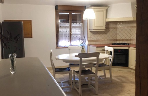 Escamps Apartment | Country studio