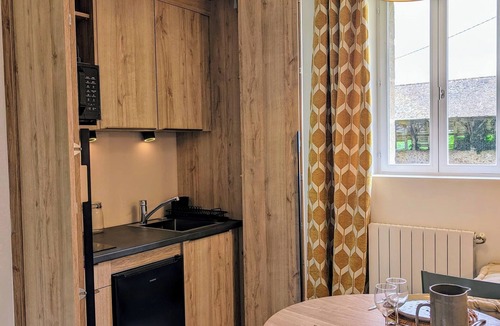 Maulevrier Apartment | Country studio