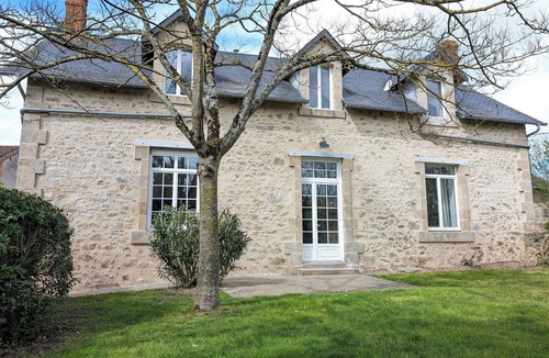 Maulevrier Apartment | Country studio