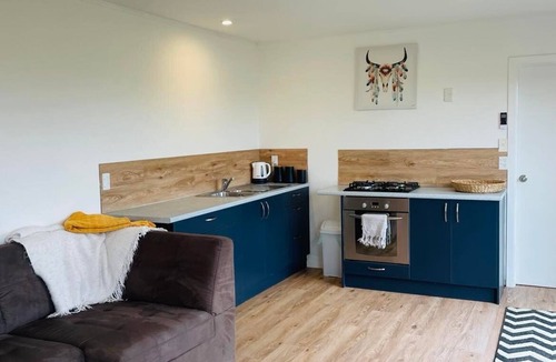 Helensville Apartment | Country Studio Out West