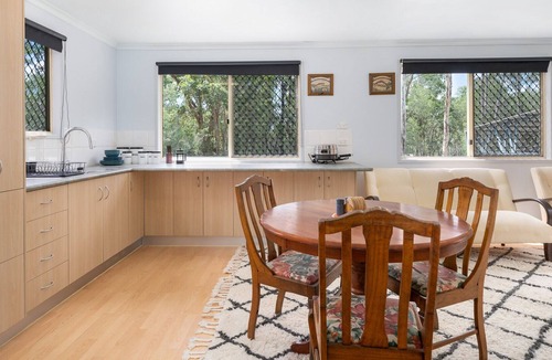 South Maclean Cabin | Country style Cabin