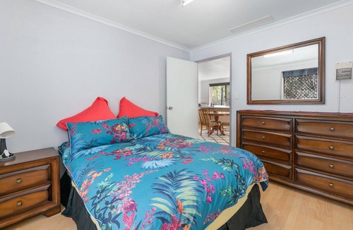 South Maclean Cabin | Country style Cabin