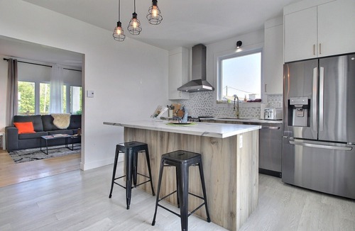 Saint-Hubert House | Country style house - 2500 sf. - 4 floors
