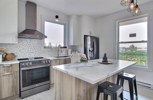 Saint-Hubert House | Country style house - 2500 sf. - 4 floors