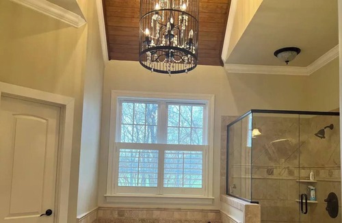 Thompson's Station Apartment | Country Suite