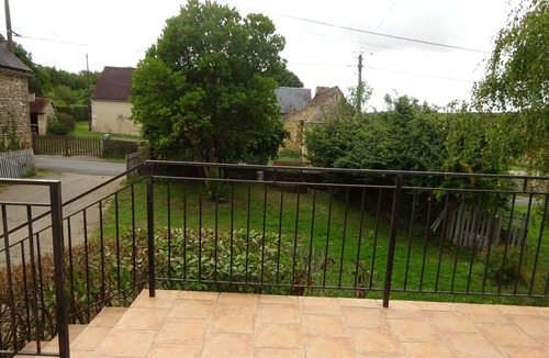 Merigny House | Country vacation home with enclosed courtyard WiFi and television