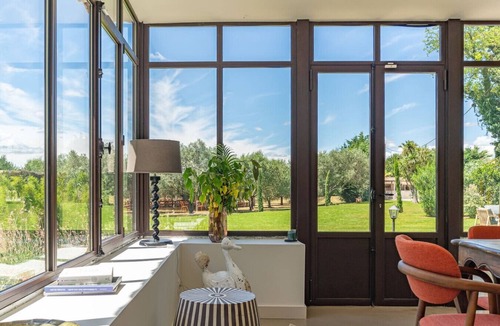 Mauguio House | Country Villa with Pool near Montpellier