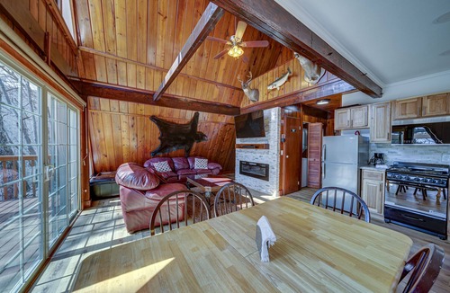 Tate House | Countryside A-frame with alfresco deck, and amazing views.