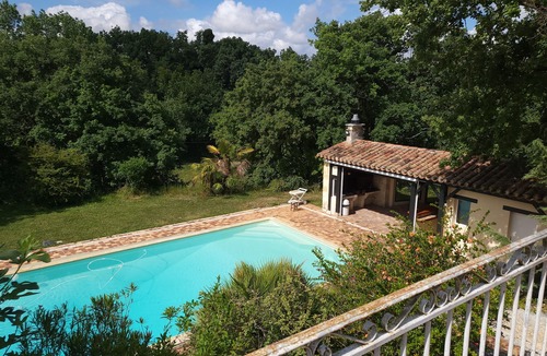 Saint-Leonard House | Countryside as far as the eye can see