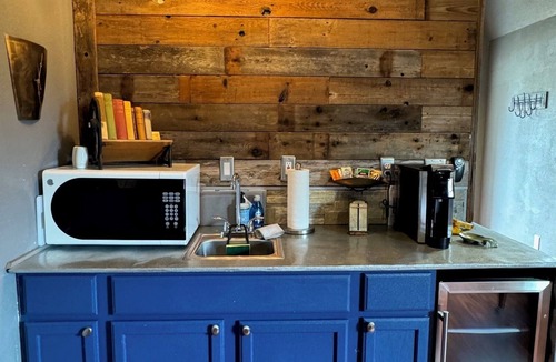 Boerne Cabin | Countryside Cabin in Charming Sisterdale