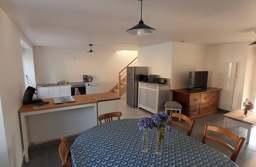 Marzan House | Countryside close to shops 2 bedrooms 2 bathrooms
