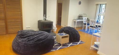 Toongabbie House | Countryside Comfort