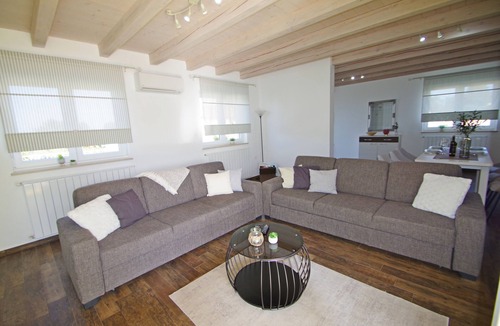 Stokovci Villa | Countryside Comfort Villa with Private Pool in Village Štokovci