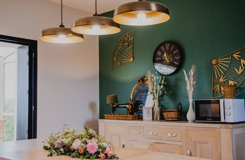 Bioussac Cottage | Countryside cottage with spa and parking, pets allowed