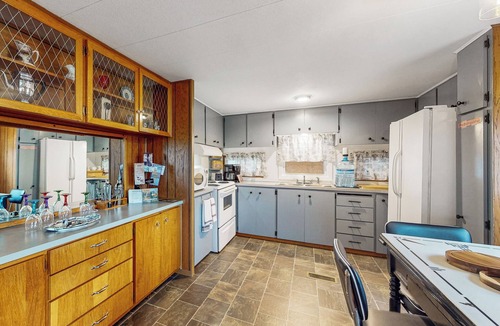 Cameron House | Countryside Couples Retreat! Gateway to Corning