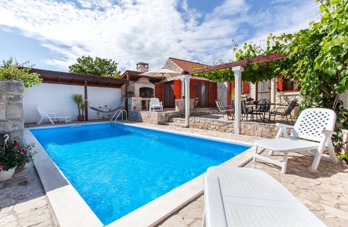 Donje Selo Villa | Countryside Family Villa with Private Pool