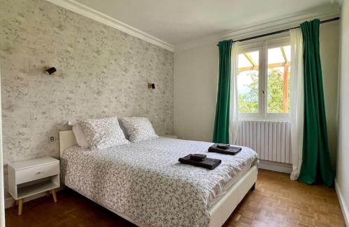 Champagne-en-Valromey House | Countryside Retreat, Jacuzzi, Panoramic Views