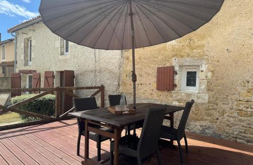 Asnois House | Countryside Gîte