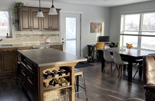 Clyde River House | Countryside Getaway