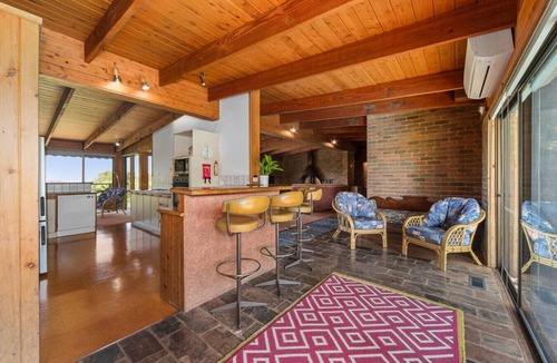 Red Hill South House | Countryside Haven - Red Hill