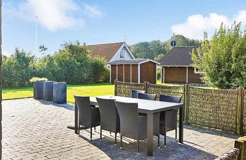 Pøt Strandby House | Countryside Holiday Home in Jutland with Sauna