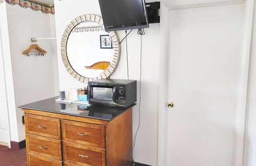 Richmondville Hotel | Countryside Inn