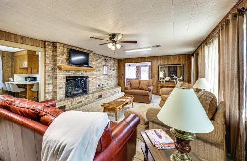 Lawson House | Countryside Marion Retreat Near Fishing & Trails!