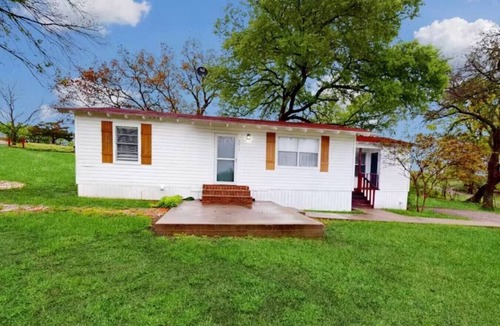 McKinney House | Countryside Retreat,WorkerFriendly,A+Location