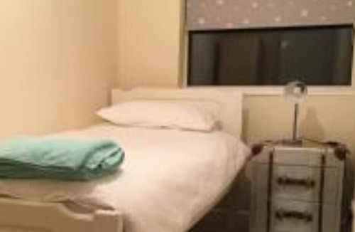 Worksop House | Countryside townhouse