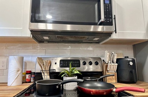 McKinney House | CountrySide,WorkerFriendly,A+LocationByDownTown