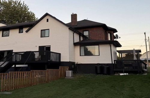 Carrying Place House | County Cove: Newly Renovated Century Home