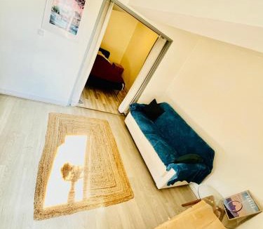 Bellamy-Barbin Apartment | Coup de foudre sur Erdre
