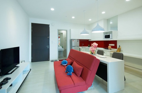 George Town Apartment | Couples Getaway Gorgeous Suites