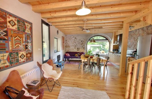 Pontons Cottage | Couples Getaway to Masia Spa Can Pascol (Penedès-Barcelona).