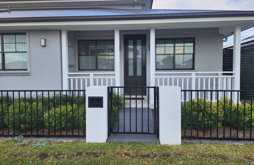 Marsden Park House | Couples' haven - 2 bedrooms