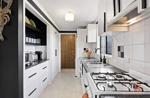 Sunderland Bay House | Couples Retreat with Ocean View